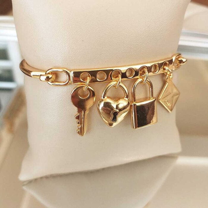 bracelete-berloque-chave-cadeado-coracao-1-1.jpg