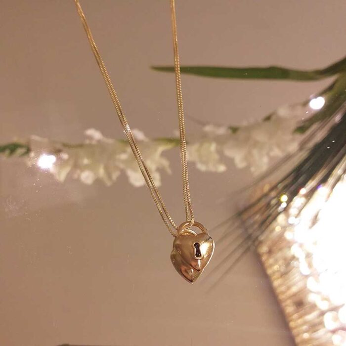 colar-coracao-cadeado-mini-1-1.jpg